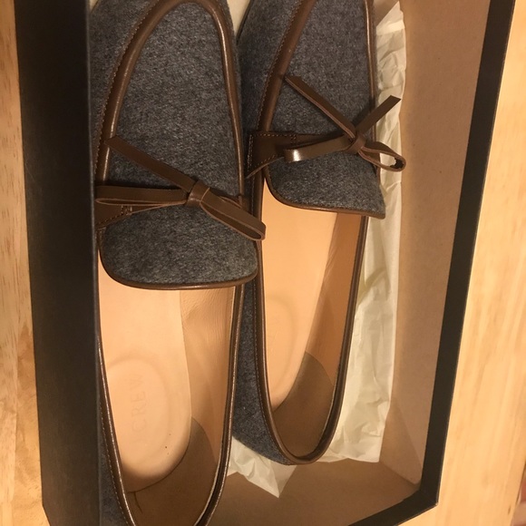 Jcrew Academy Loafers in Flannel, size 7 - Picture 4 of 5